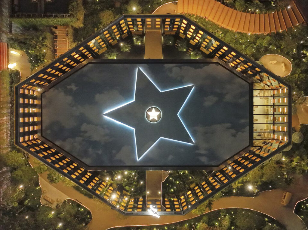 Dior Gold House in Bangkok (Image: Dior)