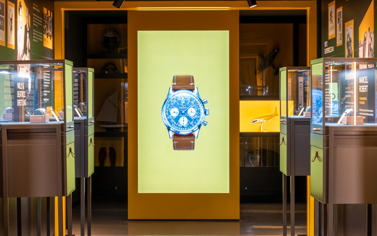 Das Pop-up-Museum von Breitling in Zürich (Foto: Sharp/NEC)