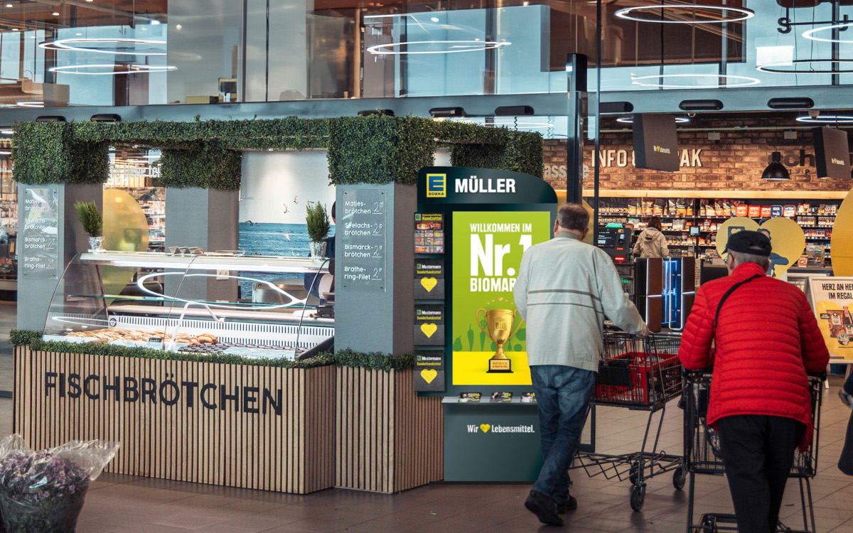 Das Instore Retail-Media-Netzwerk von Edeka NST umfasst derzeit rund 1.300 Displays und Stelen. (Foto: LAYA Group)