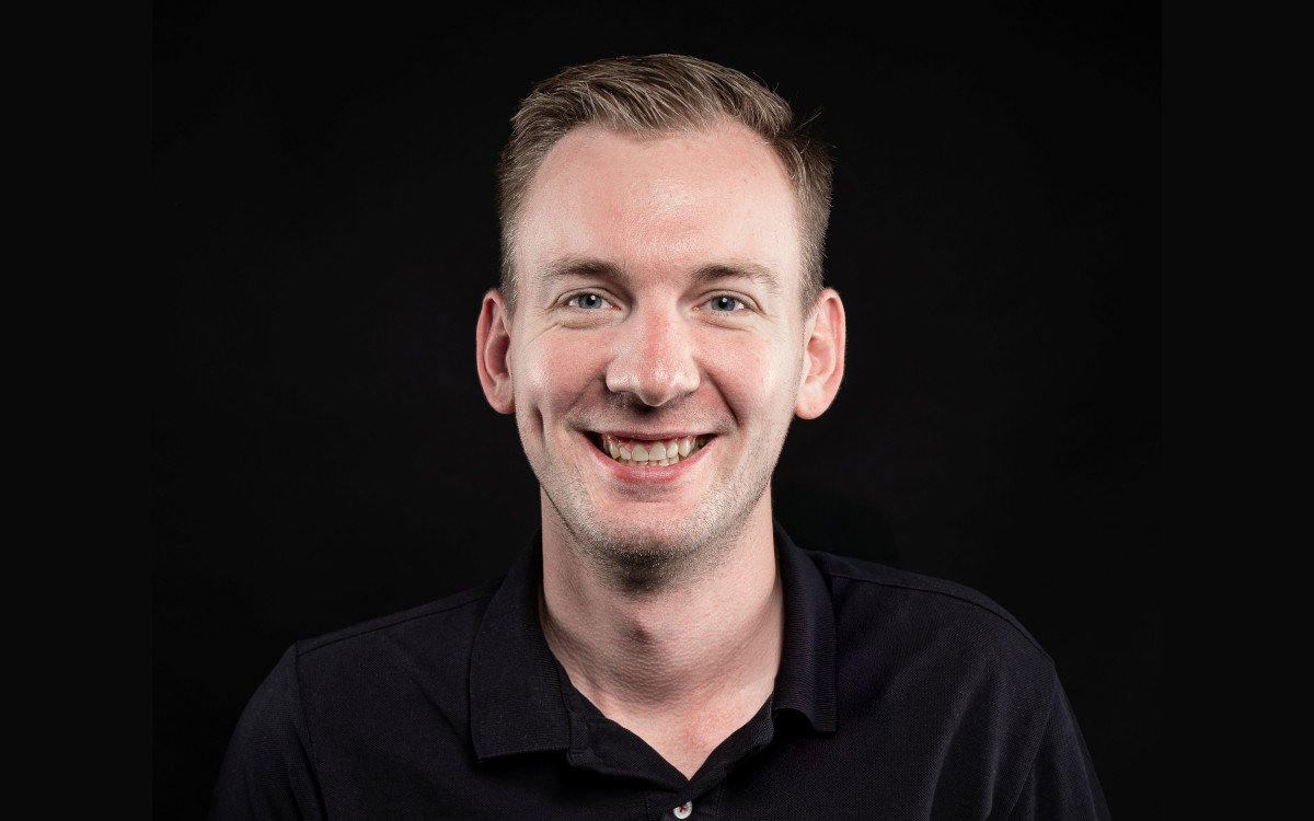 Andreas Müksch kommt zu Monitorwerbung. (Foto: Dominik Zwerger/Peakmedia)