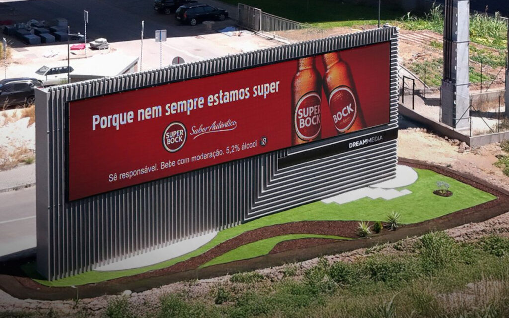 Dreammedia Golden Mile DooH in Lissabon (Foto: Dreammedia)