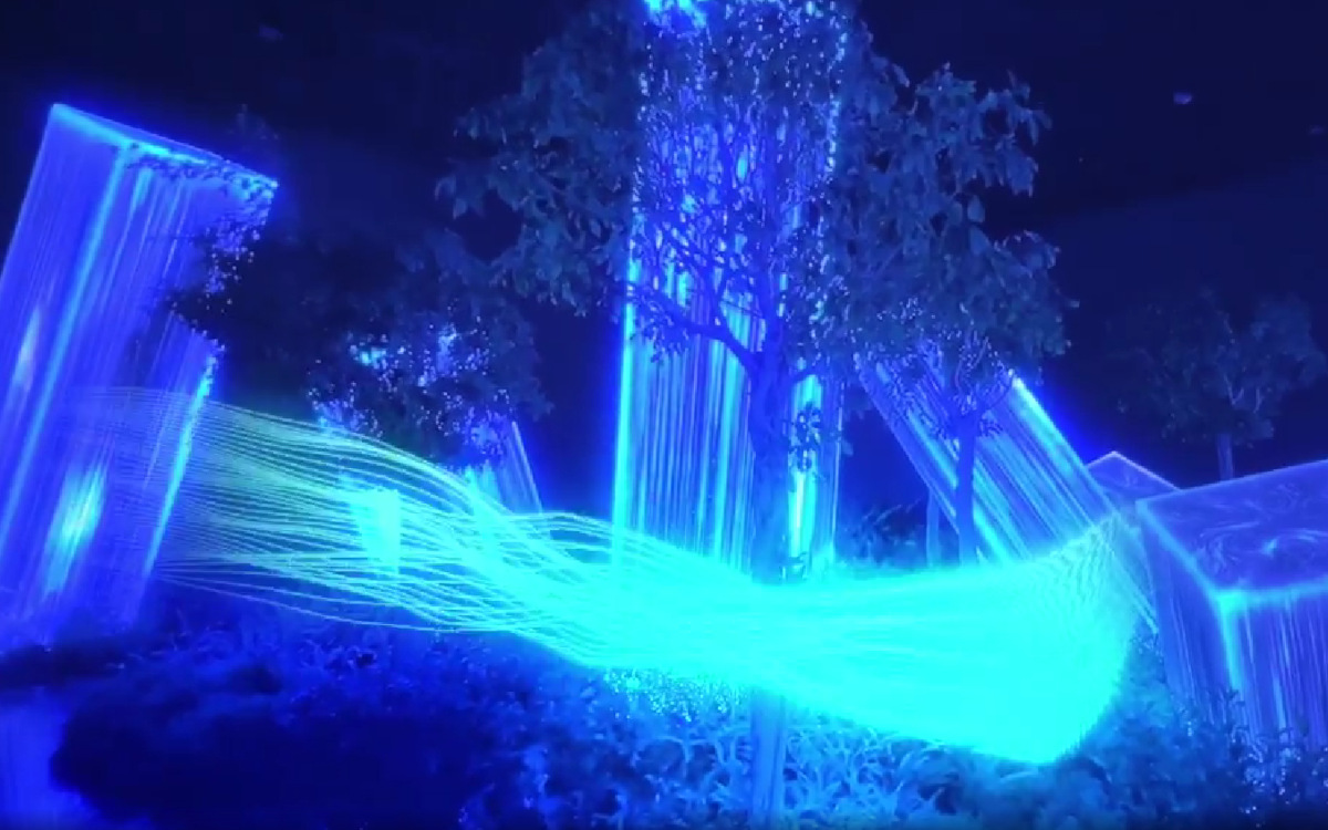 Teamlab bringt Abu Dhabi mit den TeamLab beleuchtet Abu Dhabi mit den „Megaliths in the Roots Garden“ zum Leuchten. (Foto: Blue Rhine Industries/Screenshot)