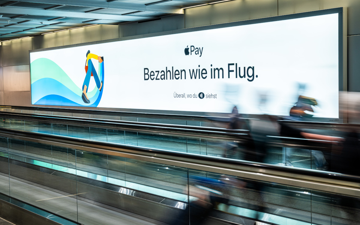 Apple-Pay-Kampagne deckt 320 Werbeflächen am Flughafen Frankfurt ab. (Foto: Media Frankfurt)