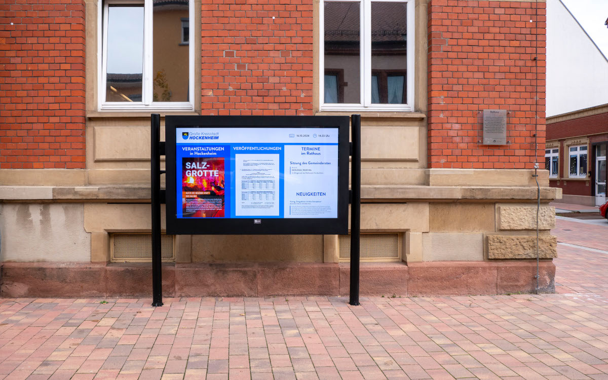 Digitale Stadtinformationsanlage in Hockenheim (Foto: Bütema)