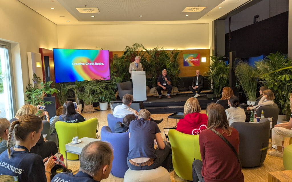 Panel auf der DooH World (Foto: invidis)