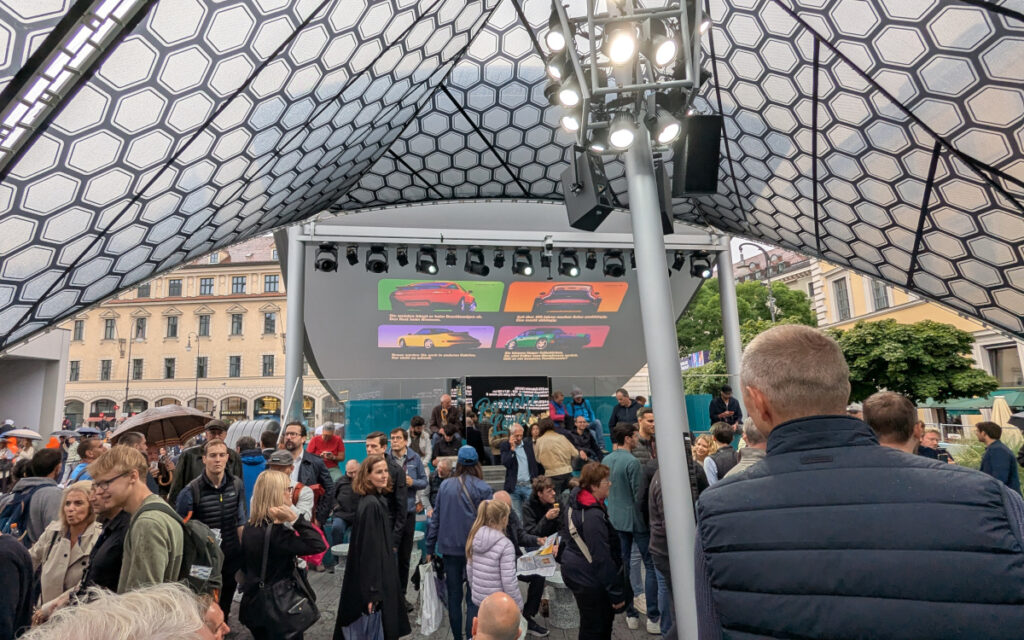 Open Space von Porsche auf der IAA Mobility 2025 (Foto: invidis)