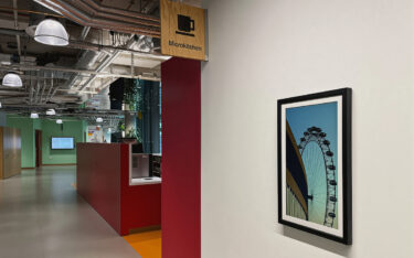 Das Textura-Pro-Display von Vieunite im Londoner Meta-HQ (Foto: Vieunite)