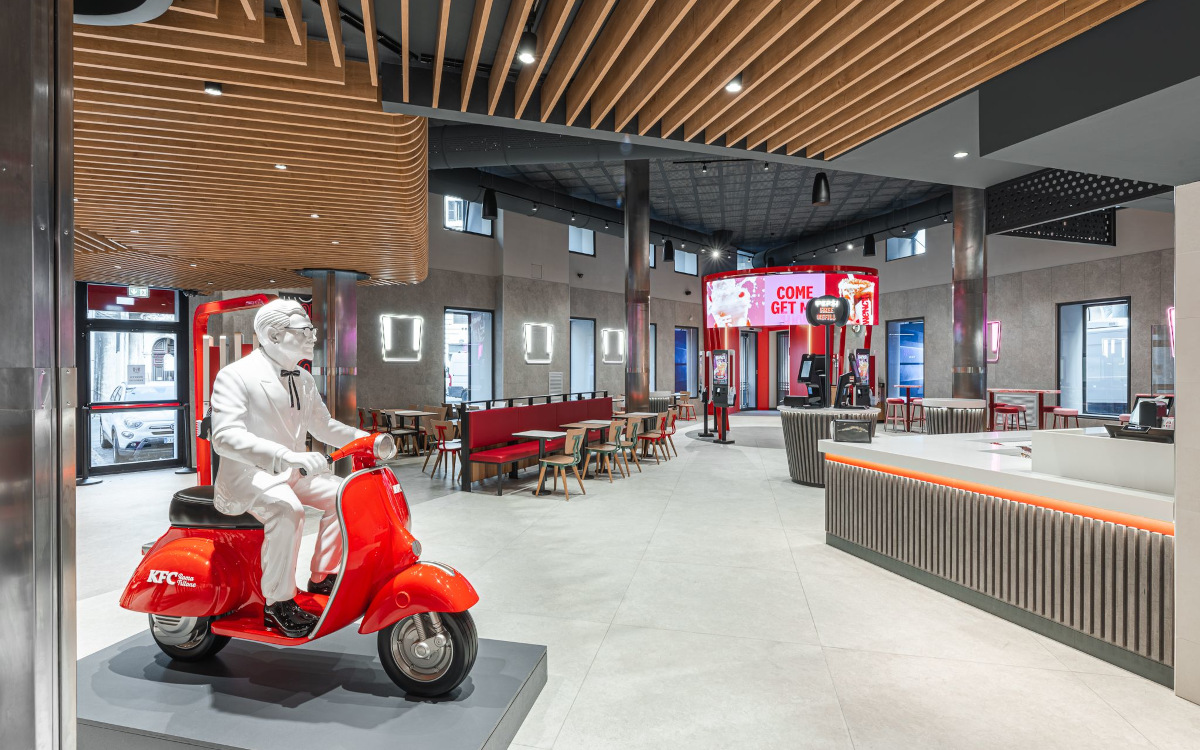 KFC öffnet modernste und größte Flagship-Filiale in Rom. (Foto: KFC)