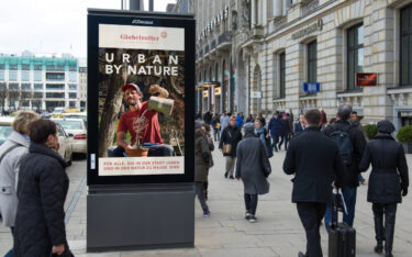 DooH-Panel in der Stadt – die FAW-Trendanalyse beschäftigt sich mit der Einstellung der urbanen Bevölkerung. (Foto: FAW)