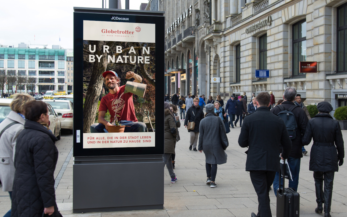 DooH-Panel in der Stadt – die FAW-Trendanalyse beschäftigt sich mit der Einstellung der urbanen Bevölkerung. (Foto: FAW)