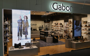 Transparente LED bei Gabor in Rosenheim (Foto: heinekingmedia)