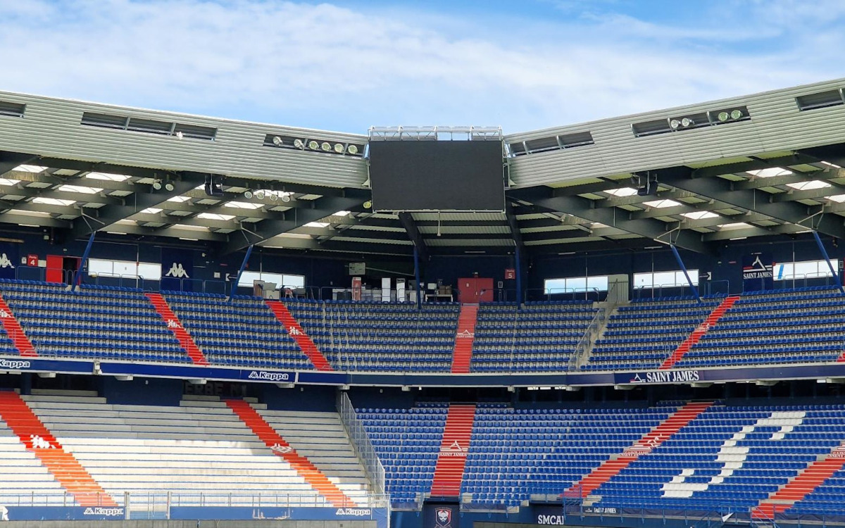 Infiled-LED im Stadion von Caen (Foto: INFiLED)