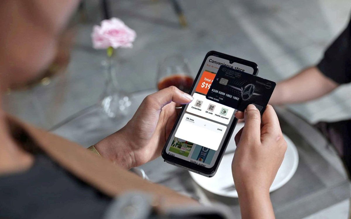Die Sunmi M3 eignet sich dank Smartphone-Format für den flexiblen Gastro-Einsatz. (Foto: Concept International)
