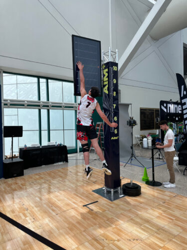 Sprungkraftmessung beim Southern California Cup (Foto: Red Dot Digital Media)