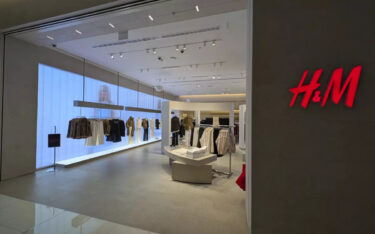 H&M Flagship in der Dubai Mall (Foto: invidis)