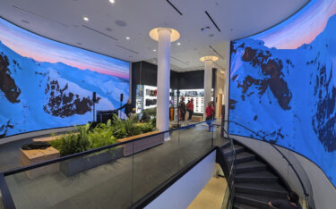 Arcteryx Flagship in NYC SoHo (Foto: invidis)