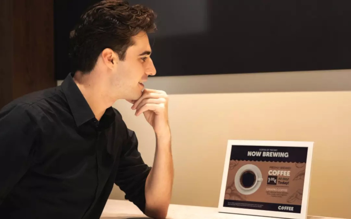 Das neue E-Paper mit Gehäuse basierend auf Bio-Kunststoff (Foto: Samsung)