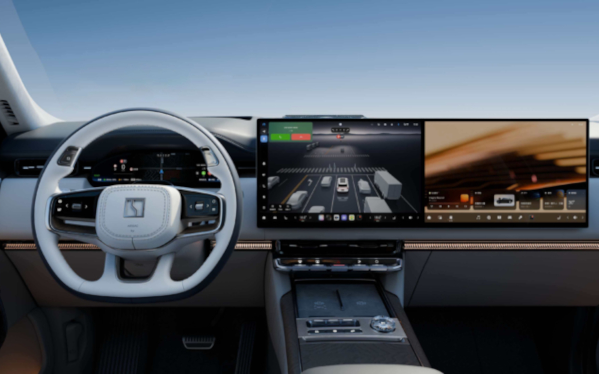 Samsung Display stärkt Automotive-OLED-Strategie mit Multi-Screen-Setup im Zeekr 9X. (Foto:Samsung)
