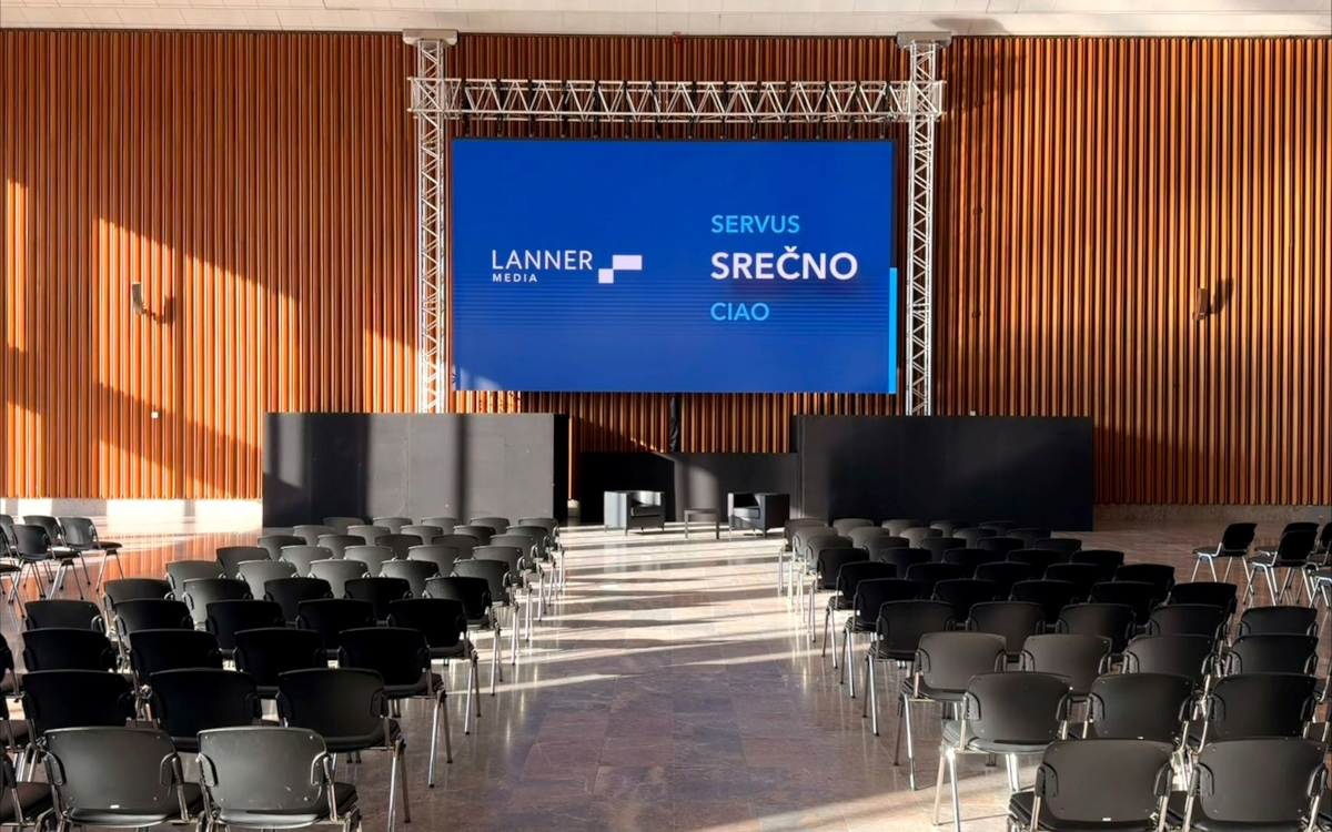 Indoor-LED-Wall im Messe- und Kongresszentrum Ljubljana (Foto: Wallerie