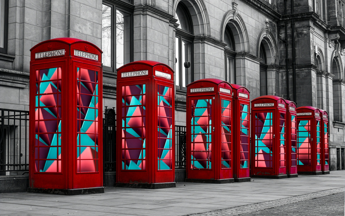Die Stadt Preston hat ADI damit beauftragt, neun Telefonzellen zu LED-Flächen umzubauen. (Bild: ADI)