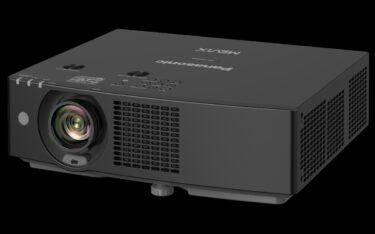 VMQ85-Serie: 4K-LCD-Projektor für simulationsbasierte Anwendungen (Foto: Panasonic)