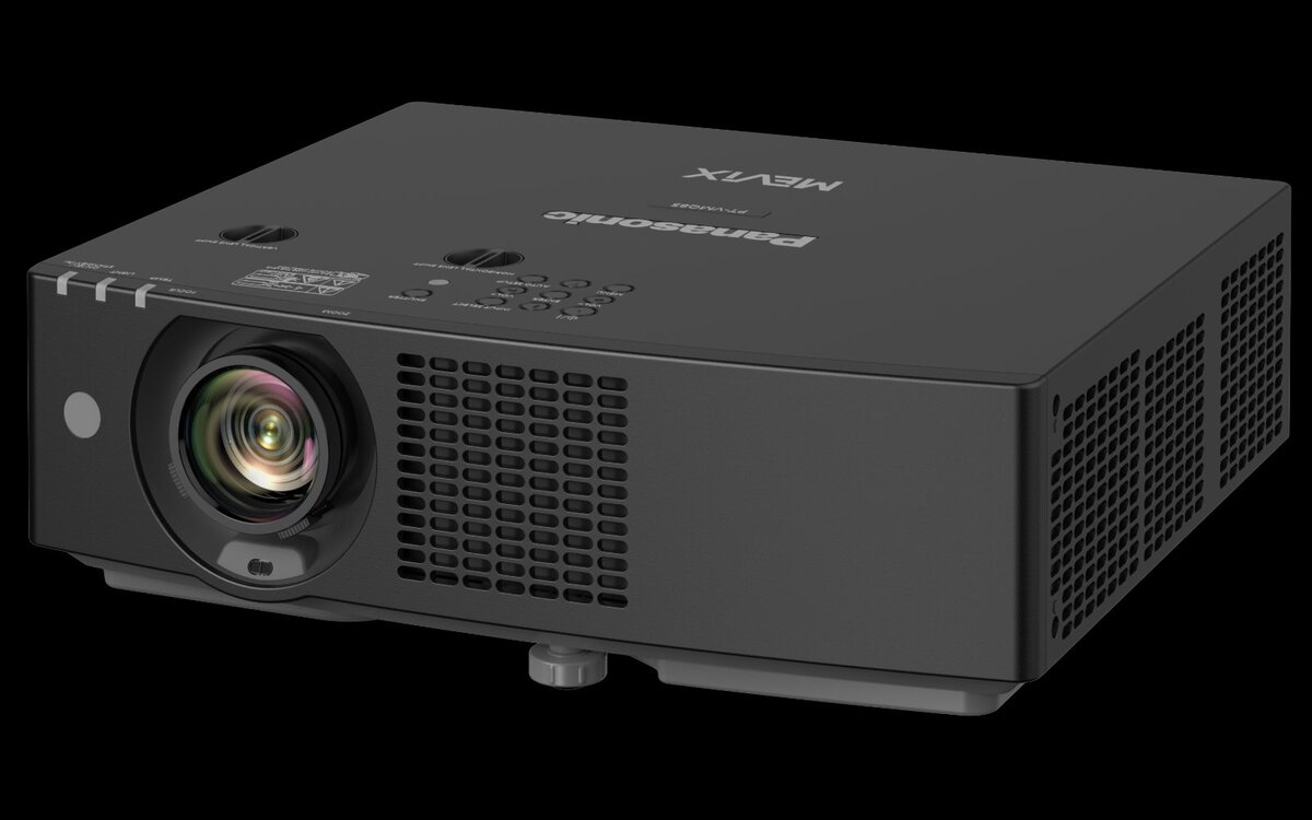 VMQ85-Serie: 4K-LCD-Projektor für simulationsbasierte Anwendungen (Foto: Panasonic)