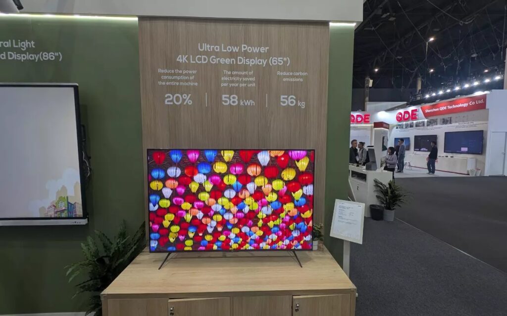 TCL-Stand auf der ISE 2026 (Foto: invidis)