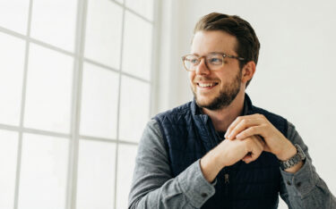 "Bei Business-Critical-Signage sind messbare Ergebnisse weitaus wichtiger als der Coolness-Faktor" - Steve Glancey, Digital Experience Practice Leader bei Diversified (Foto: Diversified)