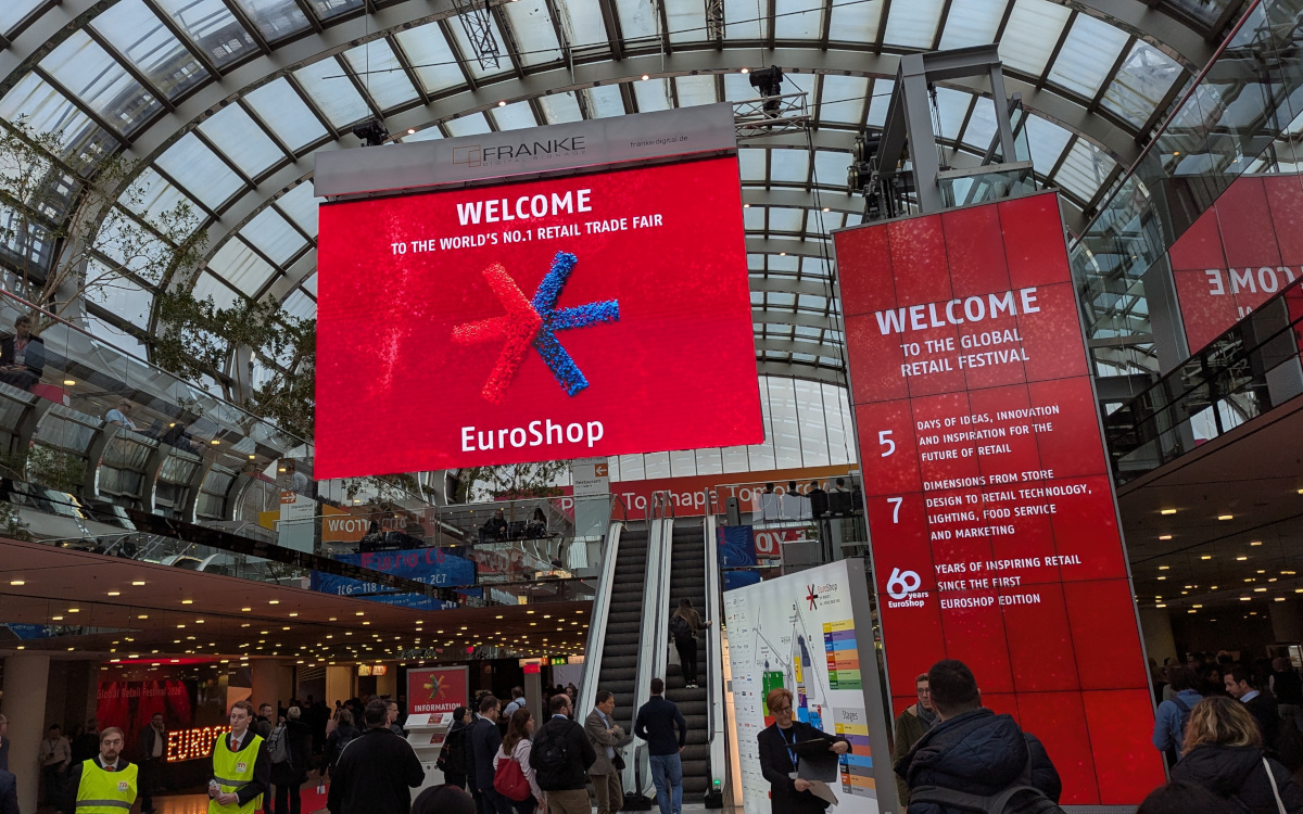Lobby der Euroshop 2026 (Foto: invidis)