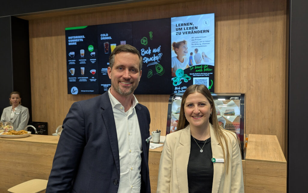Lutz Hollmann-Raabe und Heike Damm von Bütema (Foto: invidis)
