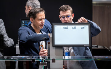 Bizerba zeigt auf der Euroshop 2026 in Düsseldorf vernetzte Retail-Lösungen. (Foto: Bizerba)