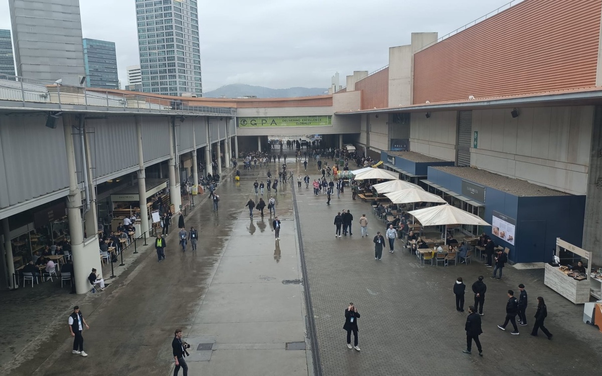 Grauer Himmel über ISE (Foto: Invidis)