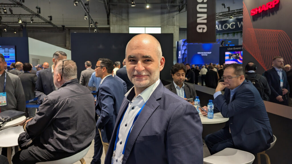 Steven Pollok von Samsung (Foto: invidis)