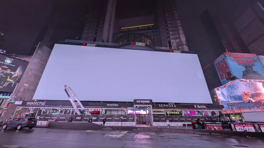 Der neue Marquis-Marriot-Screen am Times Square (Foto: invidis)