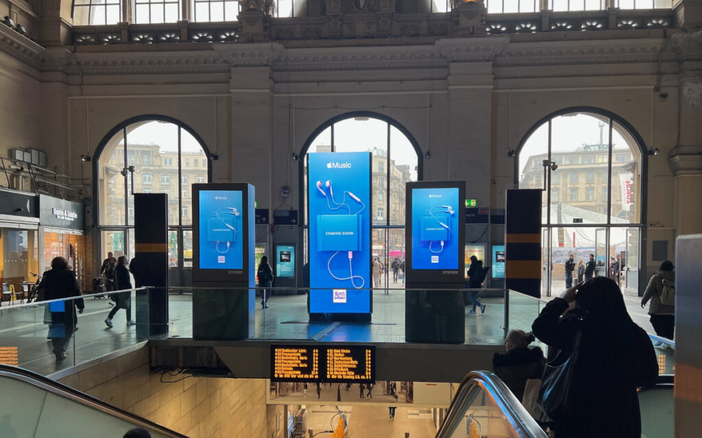 Der Teaser zur Kampagne lief Deutschland an Bahnhöfen. (Foto: Ritter Sport)