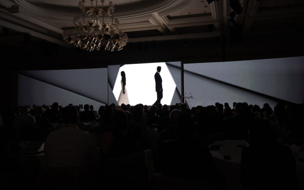 Der Absen-Screen zeigte auch James-Bond-Inhalte. (Foto: Absen)