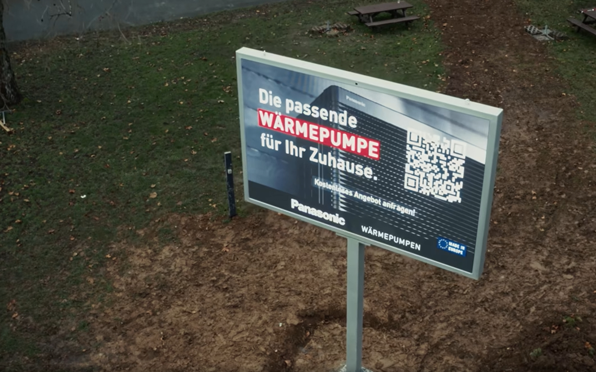 Blaue Erdbeere hat in Wiesbaden eine LED-Wall auf dem Firmengelände von Panasonic aufgestellt. (Foto: BlaueErdbeere)