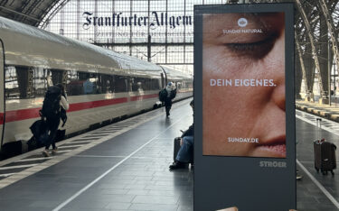 Der DooH-Rollout von Sunday Natural nutzt Smart-Audience-Daten. (Foto: Sunday Natural)