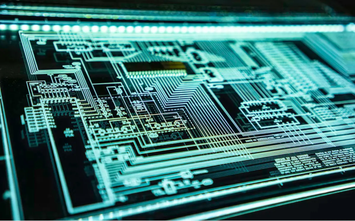 Symbolbild Cybersecurity (Foto: Adi Goldstein / Unsplash)