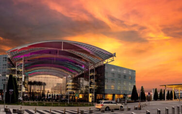 Der DSS findet seit 16 Jahren im Hilton Munich Airport statt. (Foto: invidis)