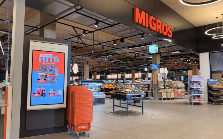 JLS verantwortet den Instore Retail Media Rollout der Supermarktkette Migros in der Schweiz. (Foto: Migros)