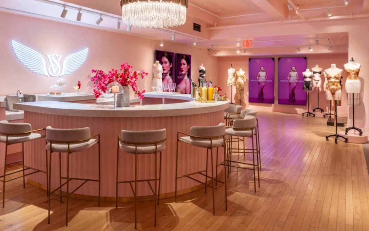Crown TV installierte neue Screens im Flagship-Store von Victoria's Secret. (Foto: Crown TV)