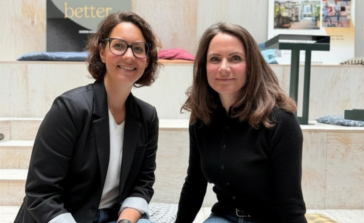 Andrea Koch (links), neue Geschäftsführerin der It Works Außenwerbung, und Julia Schleunung, CEO bei It Works Group (Foto: It Works Group)
