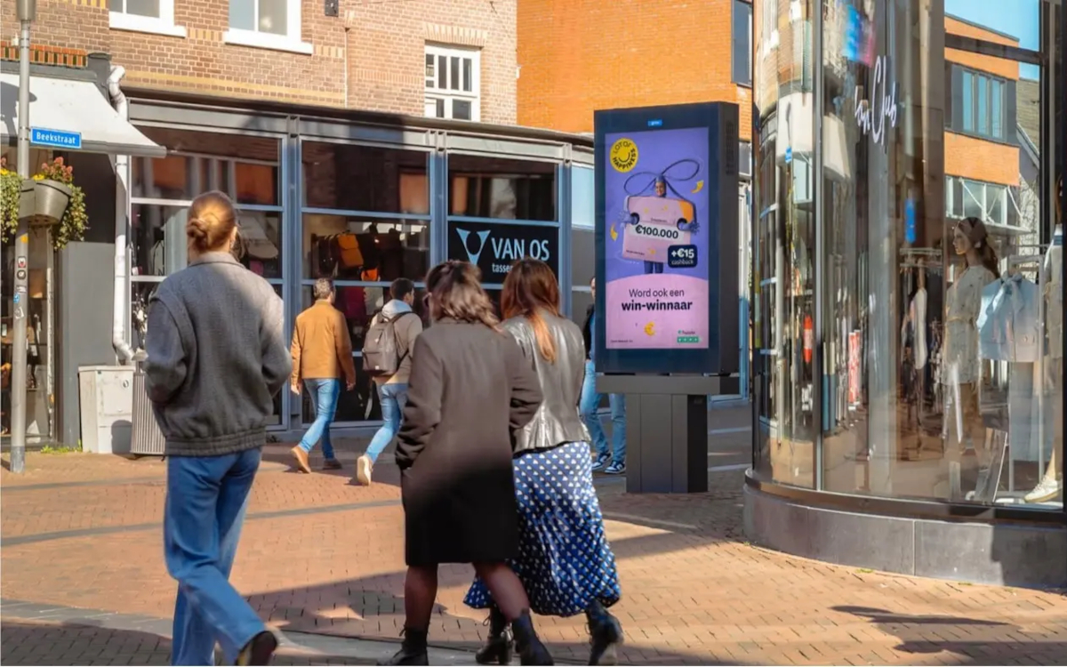 Broadsign setzte in den Niederlanden eine AI-gesteuerte Kampagne um. (Foto: BroadSign)