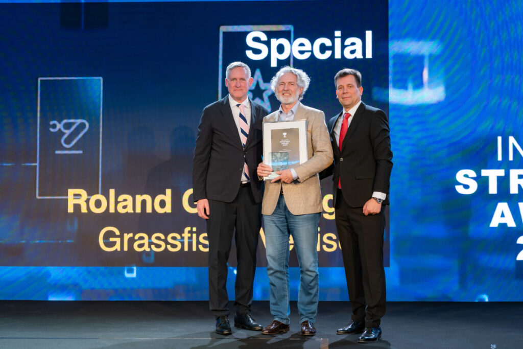 Roland Grassberger gewinnt den invidis Special Award 2026. (Foto: Tomas Cesalek)