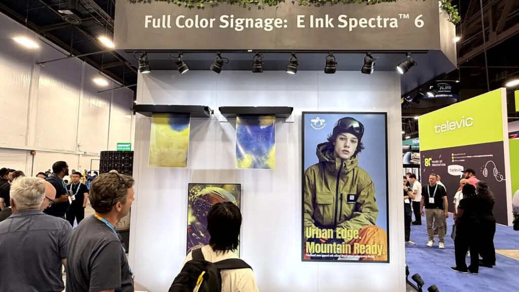 Der E Ink Stand auf der Infocomm 2026 (Foto: invidis)