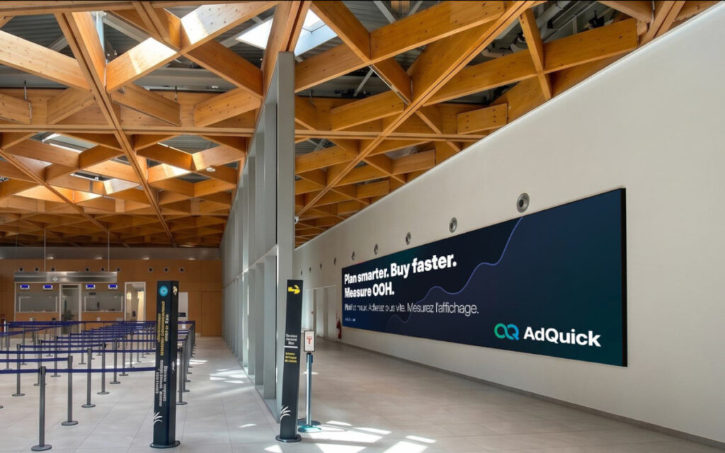 Sujet der Adquick-Kampagne in Cannes (Bild: AdQuick)