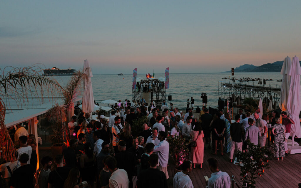 Impressionen vom Weischer German Beach bei den Cannes Lions (Foto: Weischer)