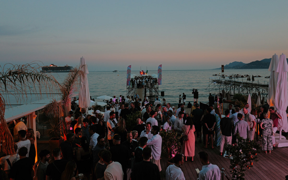 Impressionen vom Weischer German Beach bei den Cannes Lions (Foto: Weischer)