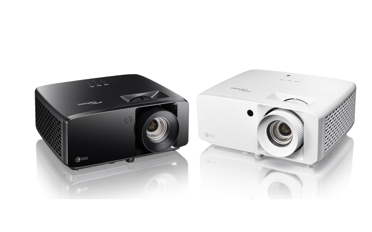 Die Optoma-Projektoren UHZ67 und UHZ67-W (Foto: Optoma)